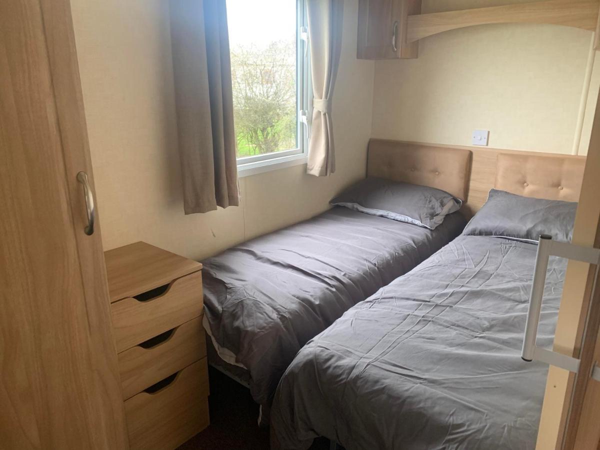 Natalies Retreat Skipsea Sands Ulrome Bagian luar foto