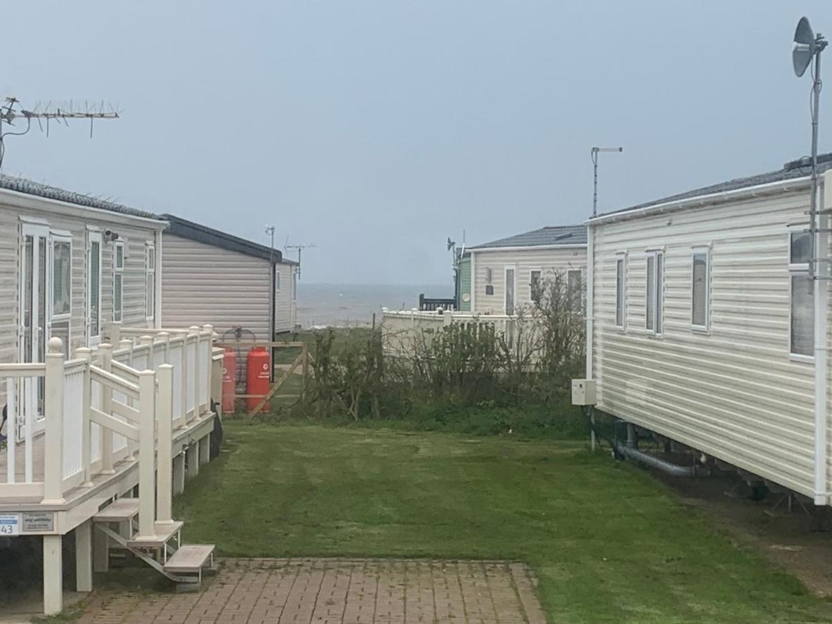 Natalies Retreat Skipsea Sands Ulrome Bagian luar foto